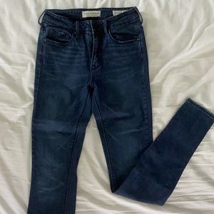 Bullhead High-Rise Skinniest Jeans